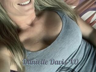 Danielle_Davis_XO