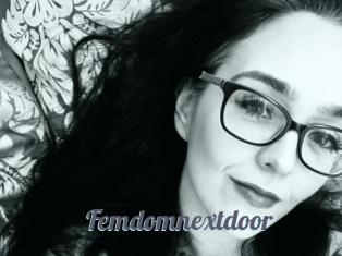 Femdomnextdoor