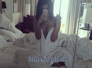 Mia_Chrystall