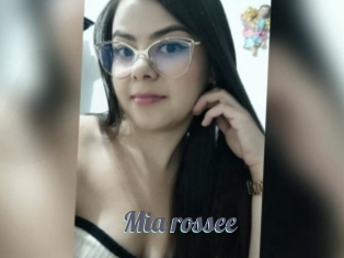 Mia_rossee