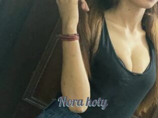 Nora_hoty